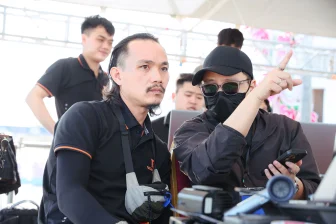 Ảnh bìa album xzczczxcz