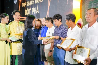 Quay số trúng thưởng Bayer Vietnam - ảnh 13