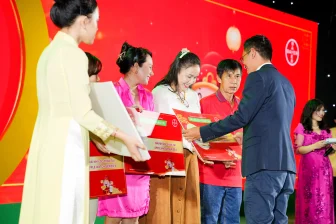 Quay số trúng thưởng Bayer Vietnam - ảnh 15